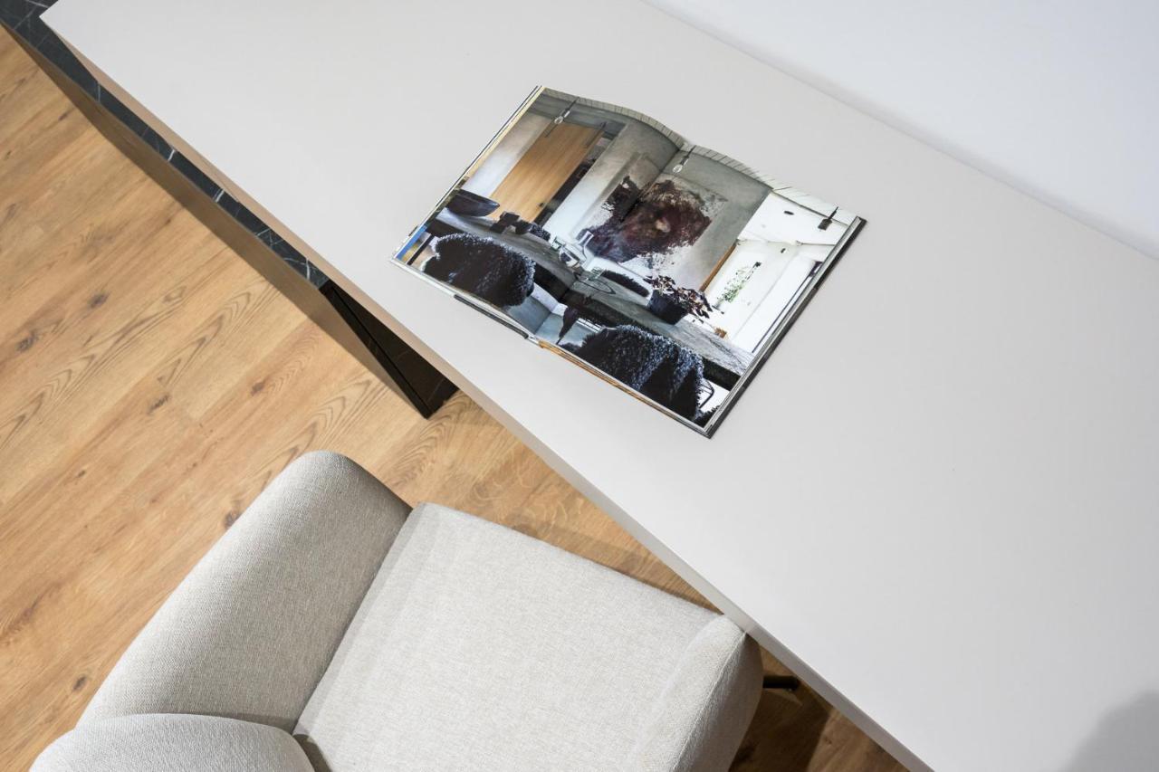 Crystal 3Bdr Apartment In Center บูคาเรสต์ ภายนอก รูปภาพ