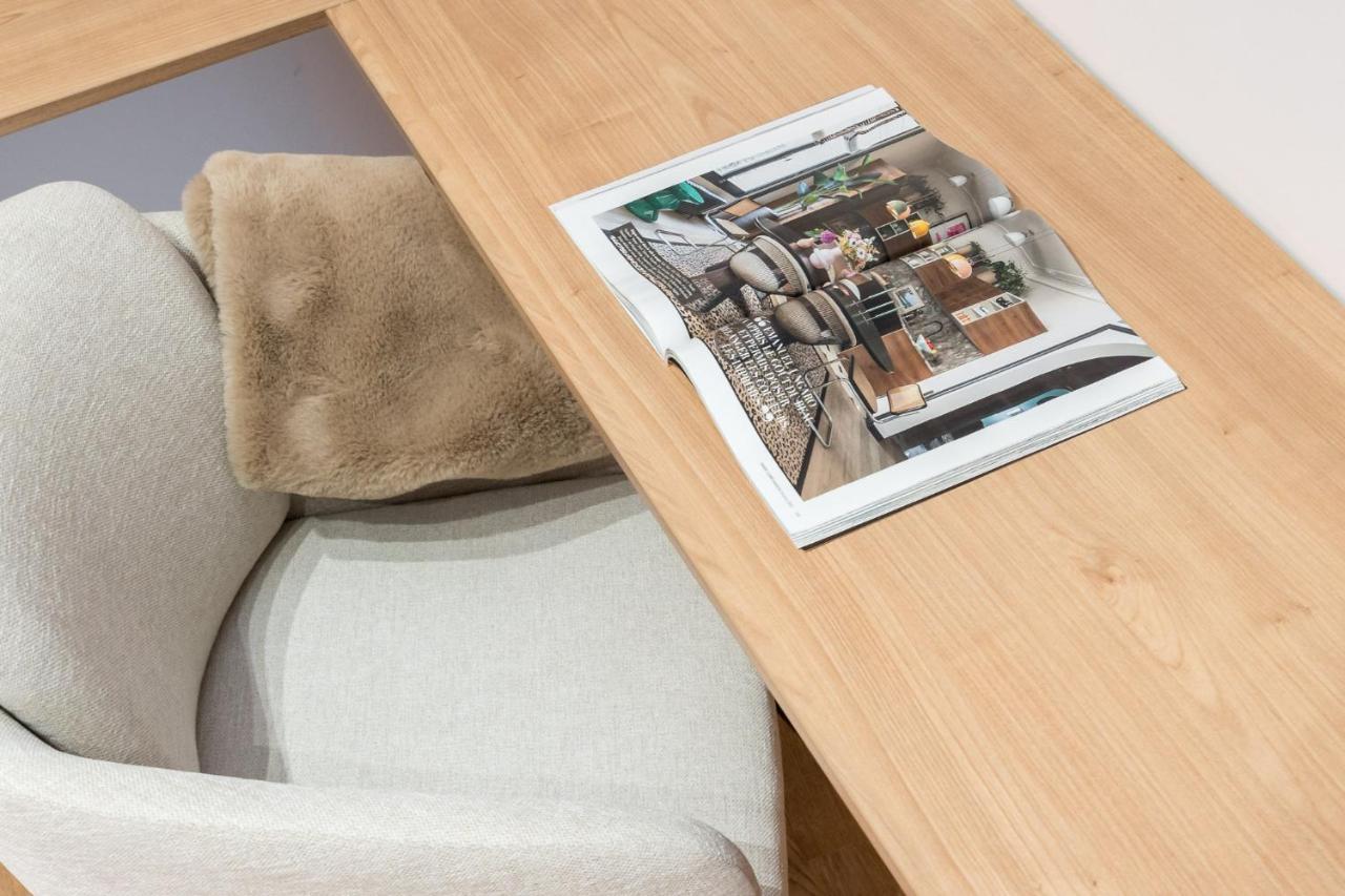 Crystal 3Bdr Apartment In Center บูคาเรสต์ ภายนอก รูปภาพ
