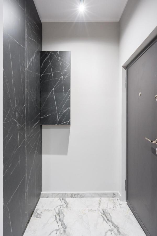 Crystal 3Bdr Apartment In Center บูคาเรสต์ ภายนอก รูปภาพ