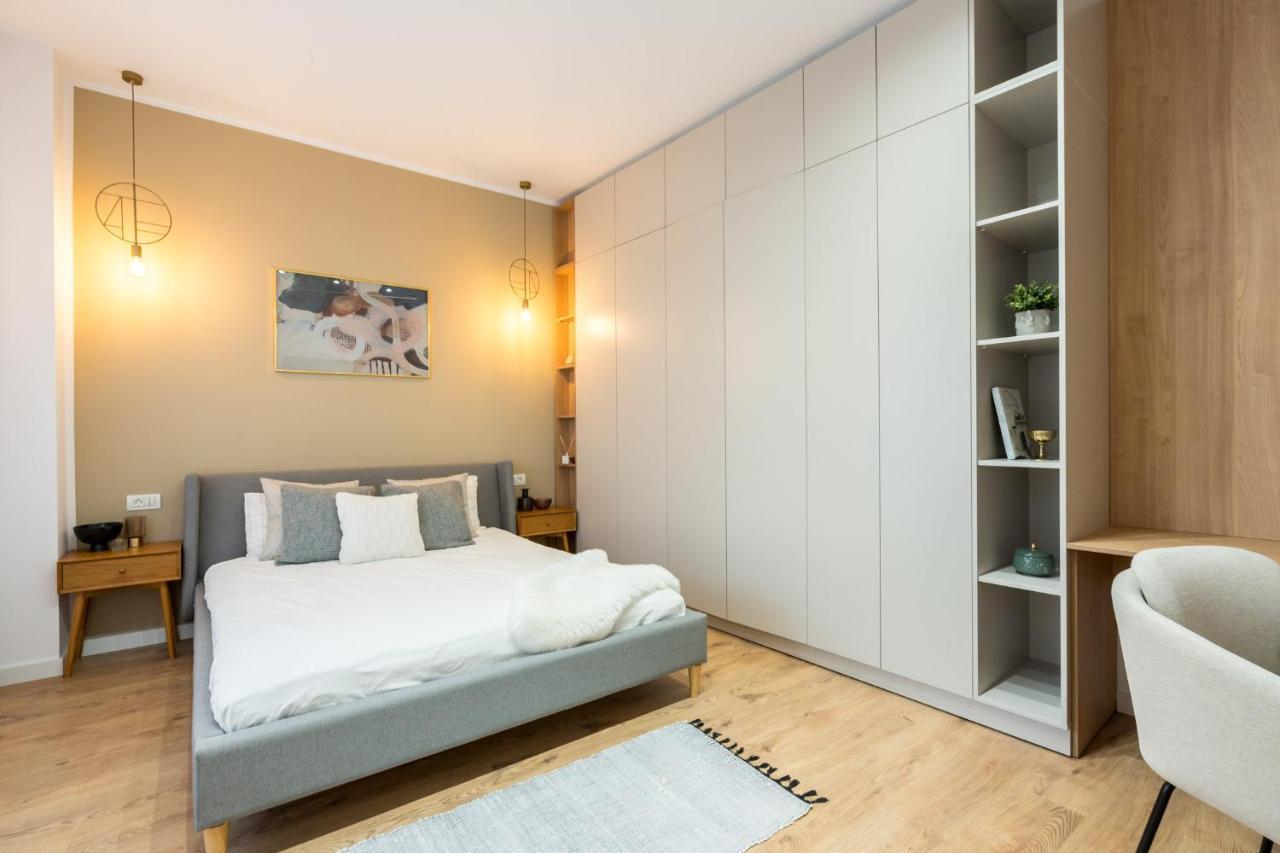 Crystal 3Bdr Apartment In Center บูคาเรสต์ ภายนอก รูปภาพ