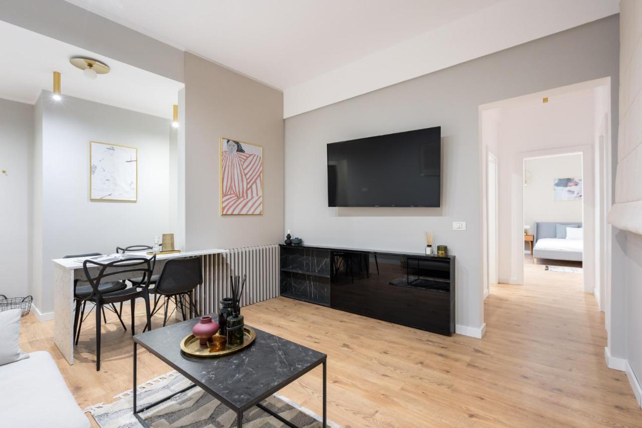 Crystal 3Bdr Apartment In Center บูคาเรสต์ ภายนอก รูปภาพ