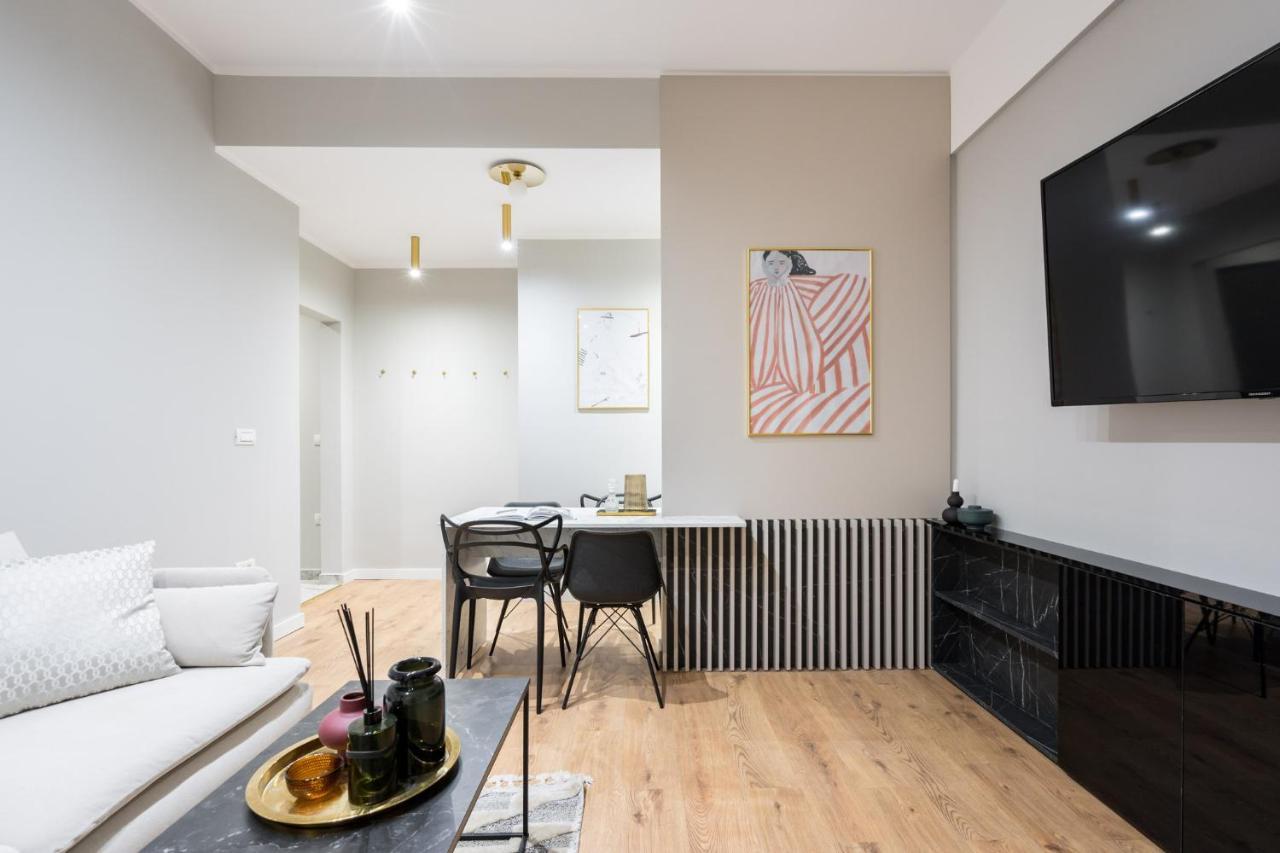 Crystal 3Bdr Apartment In Center บูคาเรสต์ ภายนอก รูปภาพ